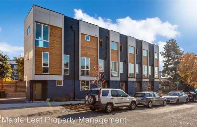 4248 Linden Ave N - 4248 Linden Ave N, Seattle, WA 98103