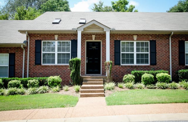 1105 Cashmere Dr - 1105 Chashmere Drive, Spring Hill, TN 37179