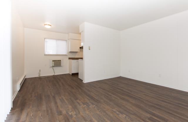 834 Continental Court - 6 photos photos