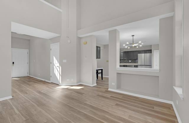 1530 E Chivalry Court Gallery 4