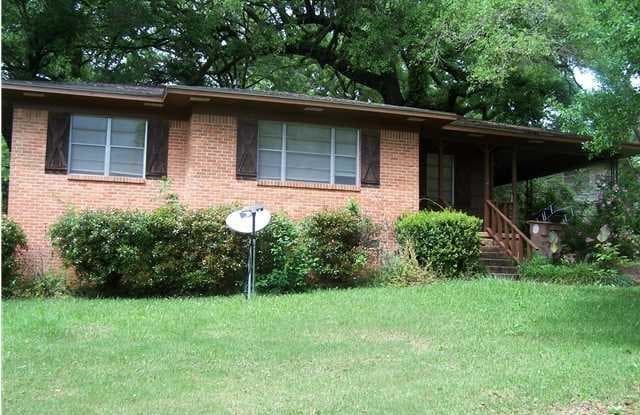 1201 OAK LANE DRIVE - 1201 Oak Lane Dr, Mobile, AL 36618