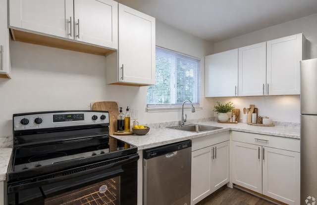 Forest Pine Apartments Gallery 2