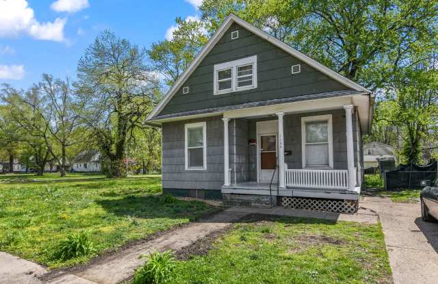 Three bedroom house large basement Gallery 1
