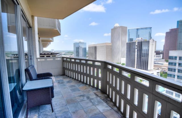 2016 MAIN Street - 2016 Main St, Houston, TX 77002