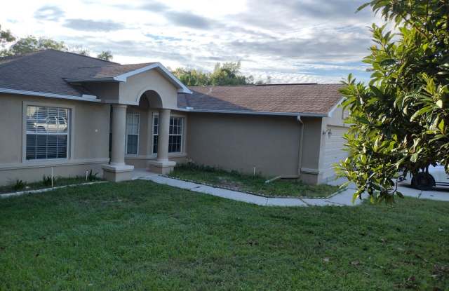 4498 Hoffman Ave - 4498 Hoffman Avenue, Spring Hill, FL 34606