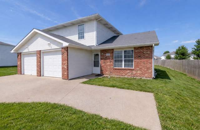 3 Bedroom, 2 bath duplex in Northern Columbia photos photos