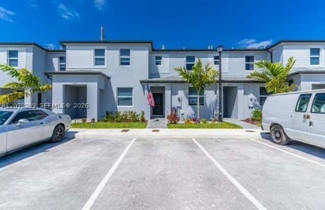 27704 SW 156th Ct Gallery 2