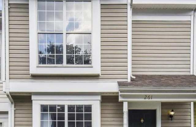 261 COVENTRY SQUARE photos photos
