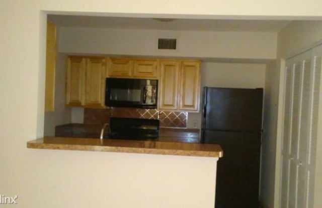 8479 Pineverde Ln - 8479 Pineverde Lane, Jacksonville, FL 32244