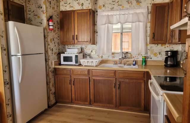Cozy 2-Bedroom Home with RV Parking Near the River! Gallery 4