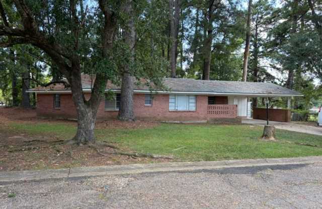 3 Bed, 2 Bath in Southern Hills Gallery 1