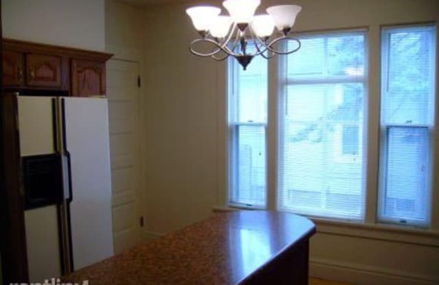 266 E Sanborn St 2 - 266 East Sanborn Street, Winona, MN 55987