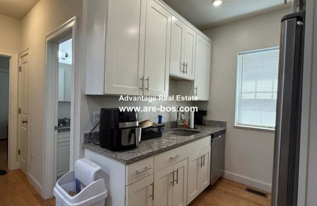 8 Gilmore St. photos photos