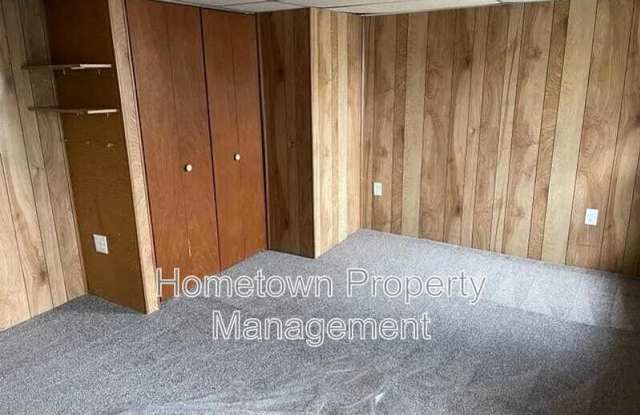 9-11 East Donegal Street Gallery 3