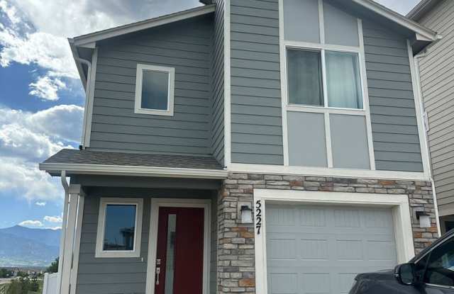Modern Living in Skyview Village photos photos