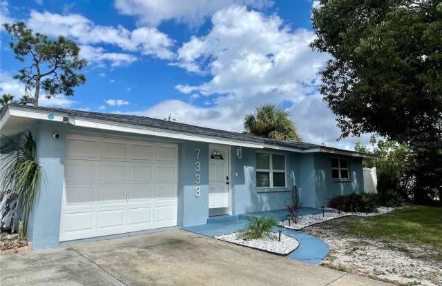 7333 STAR DUST DRIVE - 7333 Star Dust Drive, Bayonet Point, FL 34668