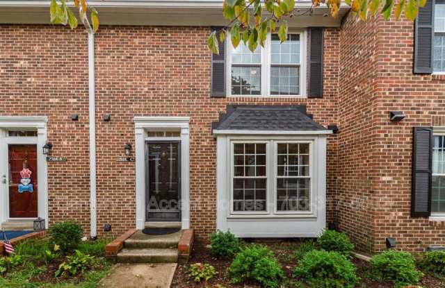 2514 S Arlington Mill Dr Apt C - 2514 South Arlington Mill Drive, Arlington, VA 22206