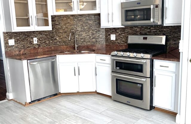 8305 GREEN GRASS ROAD - 8305 Green Grass Road, Maryland City, MD 20724