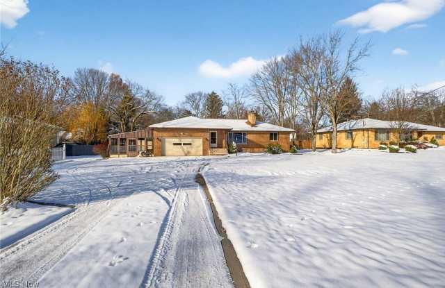 8310 Broadview Road photos photos