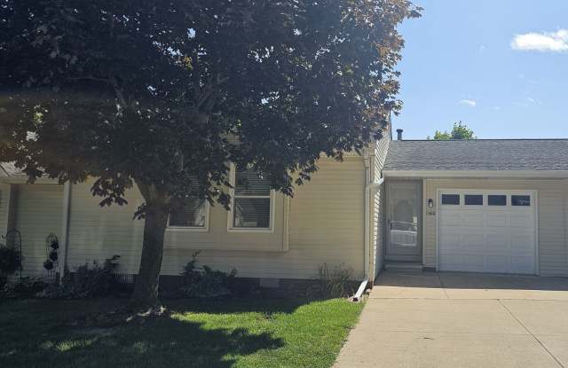 RANCH STYLE 2 BEDROOM CONDO FOR LEASE - 1380 Shire Court, Livingston County, MI 48843