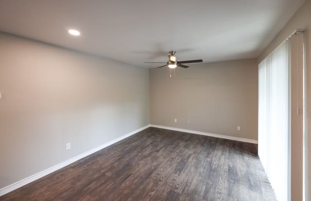 Fox Run Apartments Gallery 3