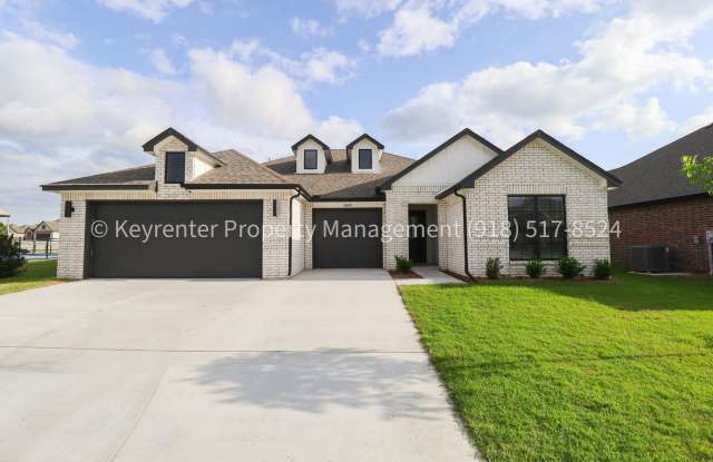 Stunning New Construction Simmons Home - 5 Bed 3 Bath - Pond View & Full Appliance Package! photos photos