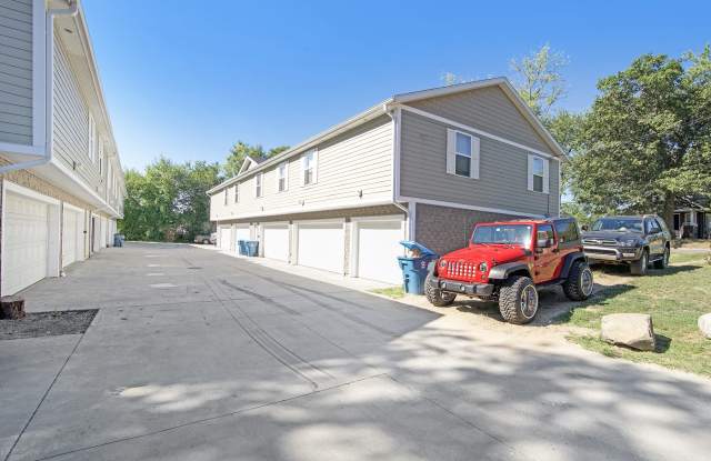 2643 Redwood Ave photos photos