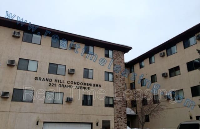 221 Grand Ave. W - 221 John E Carroll Avenue, South St. Paul, MN 55075