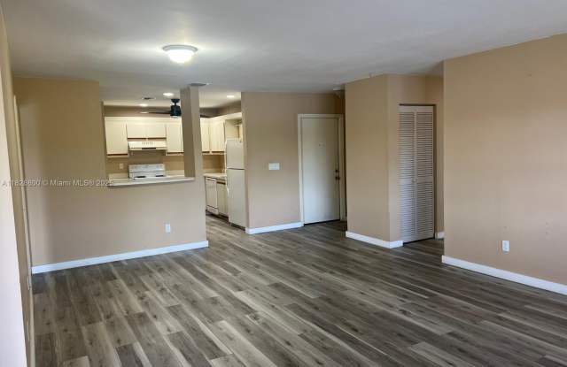 3655 NW 94th Ave photos photos