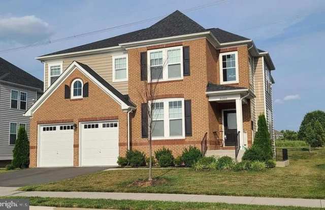 24800 BEARDGRASS Place photos photos