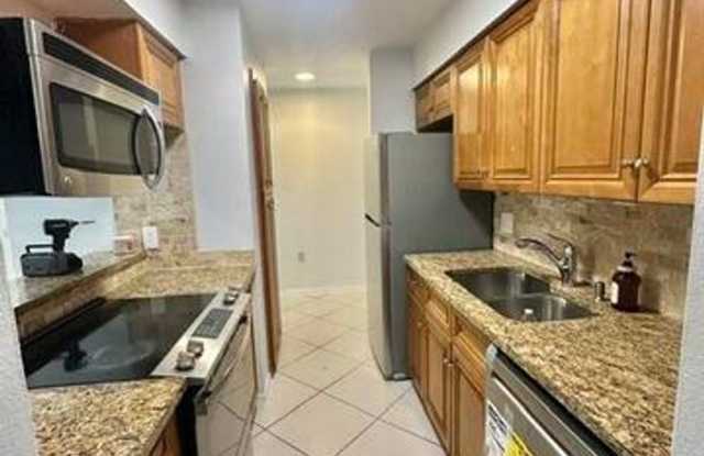 2305 N Congress Avenue 11, Boynton Beach, FL 33436 - 8644 photos photos
