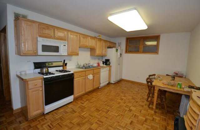 4103 Kenmore Gallery 4