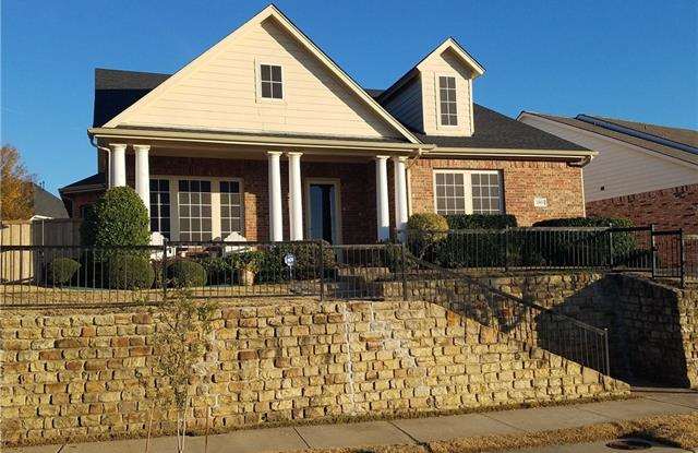 1702 Orchard Lane - 1702 Orchard Lane, Carrollton, TX 75007