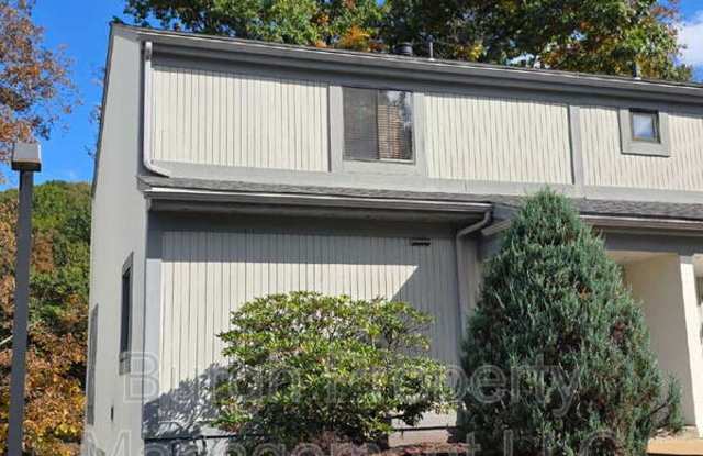 1549 Pinehurst Dr Gallery 1