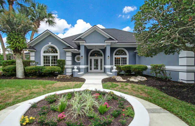 Absolutely beautiful home in Hidden Hills Country Club with golf and water views! - 4032 Mission Hills Circle West, Jacksonville, FL 32225