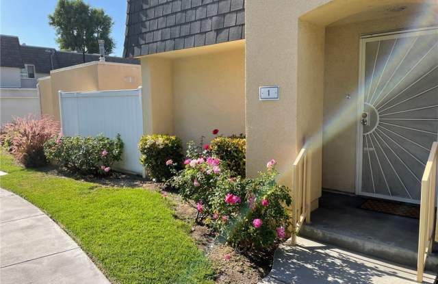 19124 Hamlin Street - 19124 Hamlin Street, Los Angeles, CA 91335