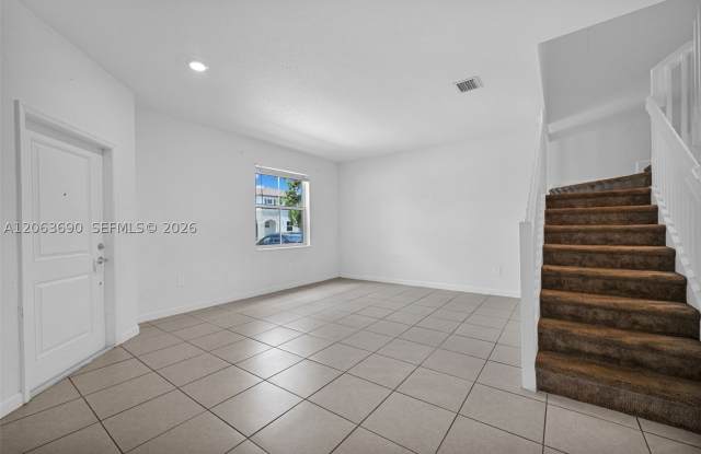 12429 NW 23rd Ct Gallery 4