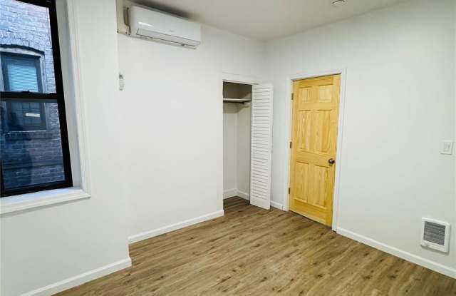 2124 Mermaid Avenue photos photos