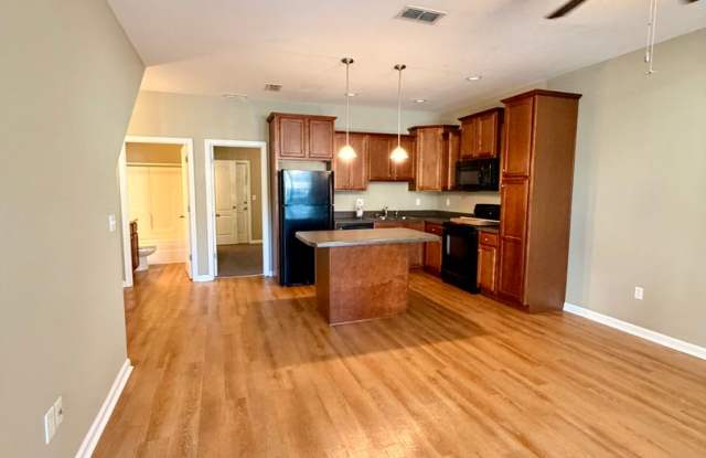 Modern 3/3 Condo | Prime Tallahassee Location Gallery 1