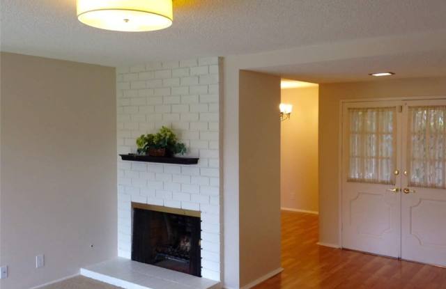 1625 Mimosa Place Gallery 4