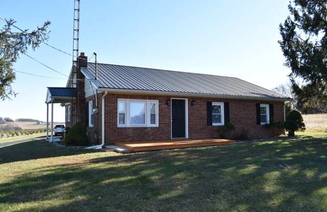 Single Family Home - 11021 Winterstown Road, York County, PA 17356