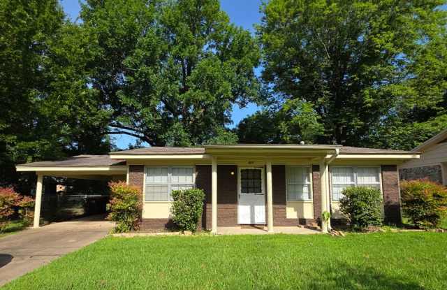 821 N. Parker Rd photos photos