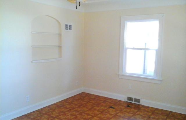 1320 Randolph St Gallery 2