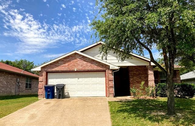 3029 Caballero Circle - 3029 Caballero Circle, Dallas, TX 75236