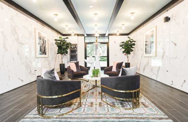 Capital Collective Luxury Apartments Gallery 2
