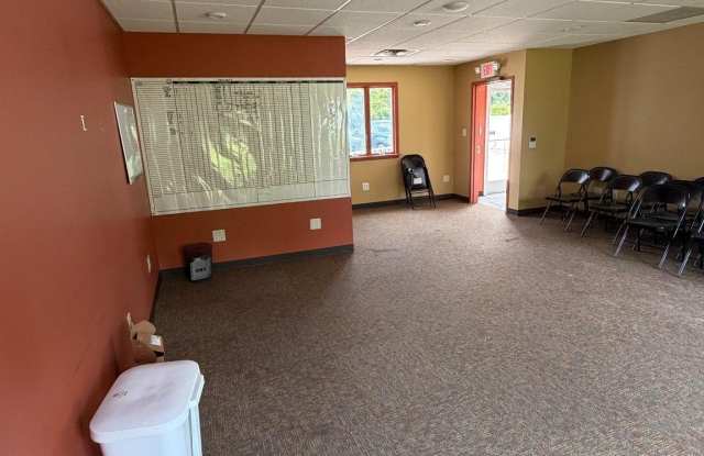 710 LAUREL Road Gallery 2