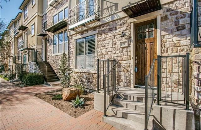 5721 Lois Lane - 5721 Lois Lane, Plano, TX 75024