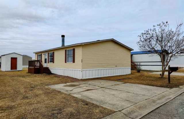 220 Sunshine Drive - 220 Sunshine Drive, Rocky Mount, NC 27804