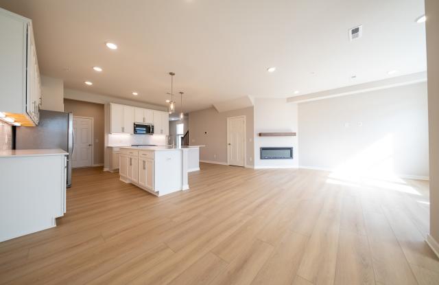 4769 Airlake Dr. Gallery 2