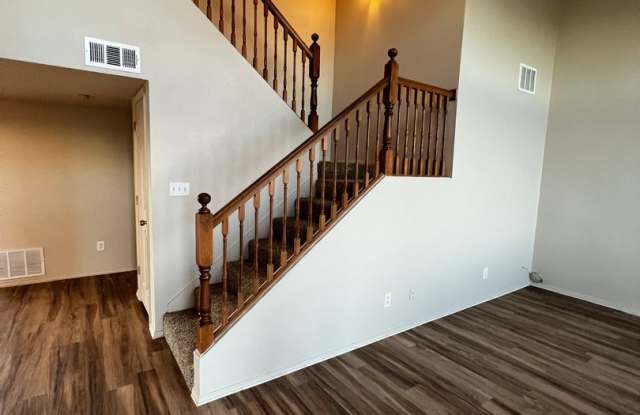 Great 2 story home in Rio Rancho Gallery 3
